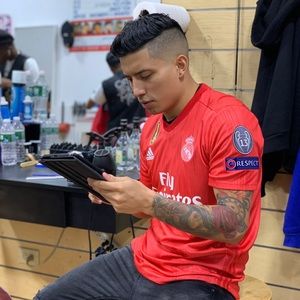 Meet your Posher, Julio